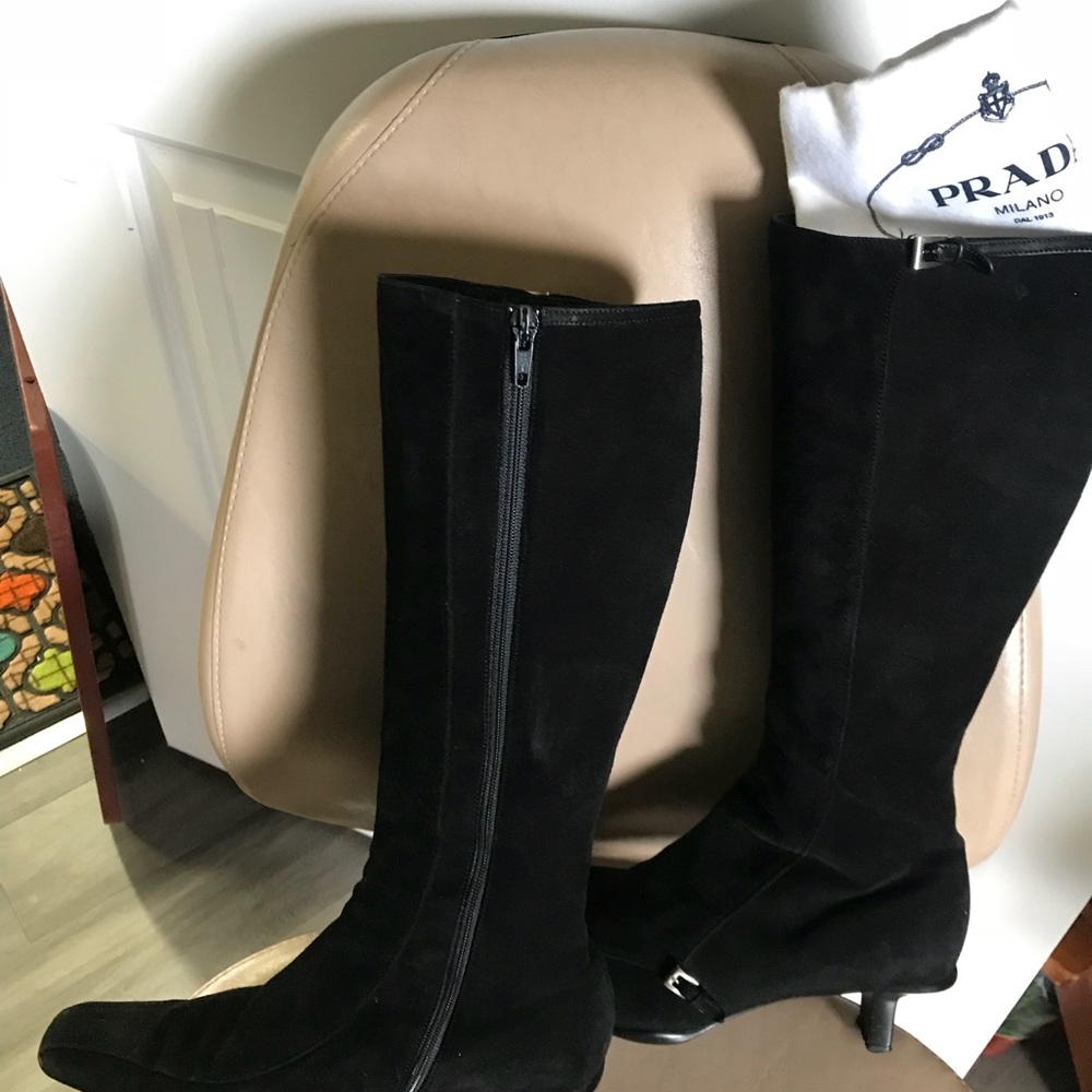 Boots black and brown never were them